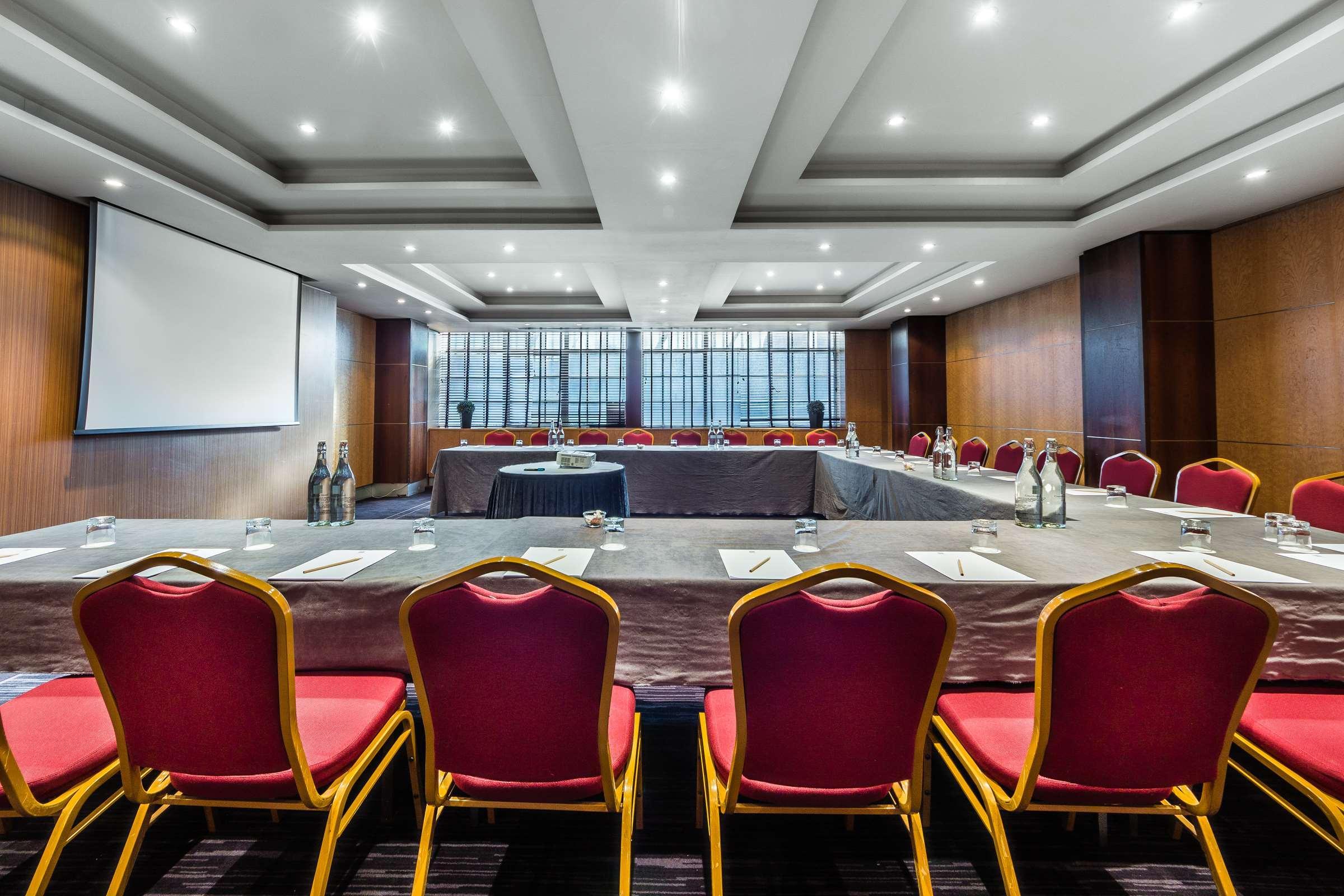 Courthouse Hotel Лондон Бізнес фото Meeting room