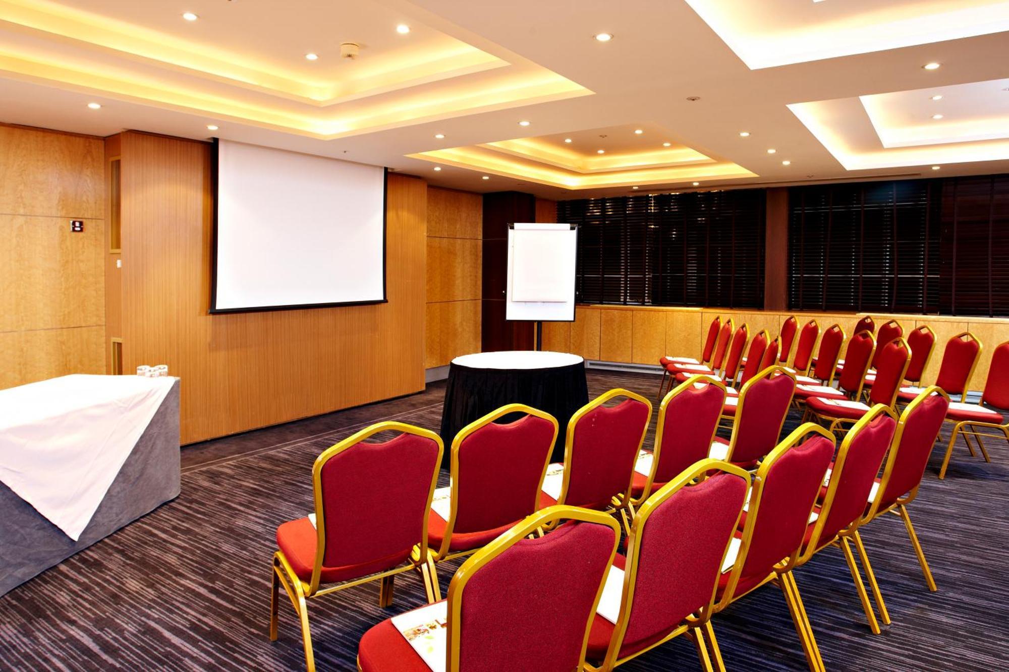 Courthouse Hotel Лондон Екстер'єр фото Meeting room